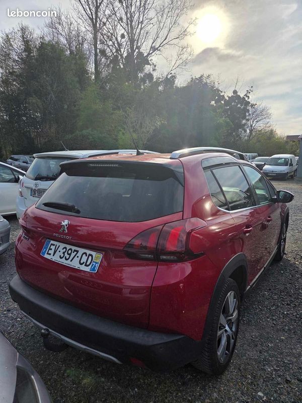 Peugeot 2008 Crossway full