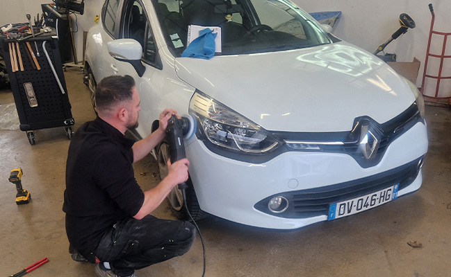peinture et retouche carrosserie guéreins