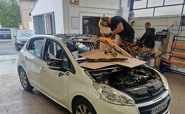réparation de carrosserie guéreins