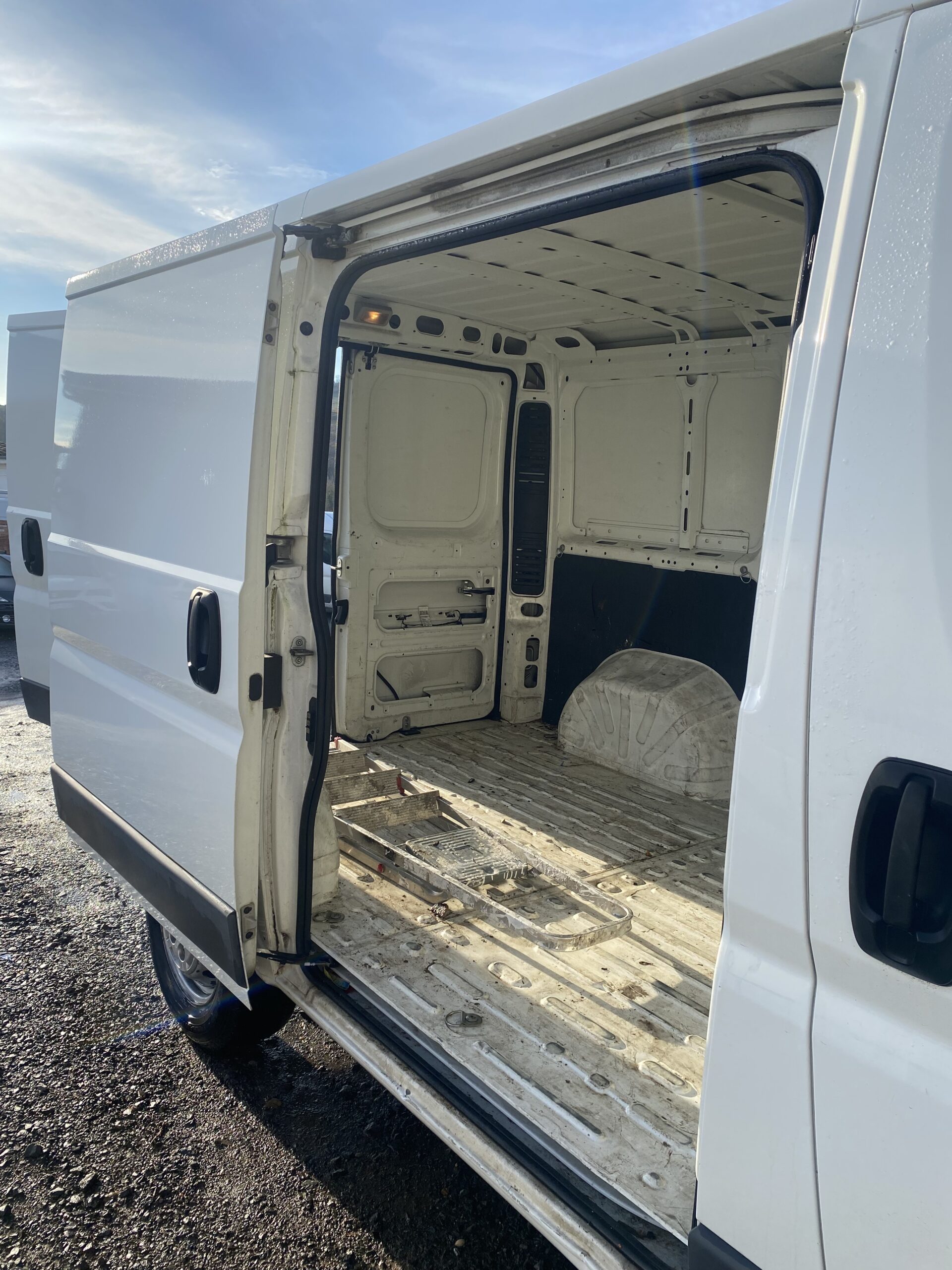 
								Peugeot Boxer FG full									