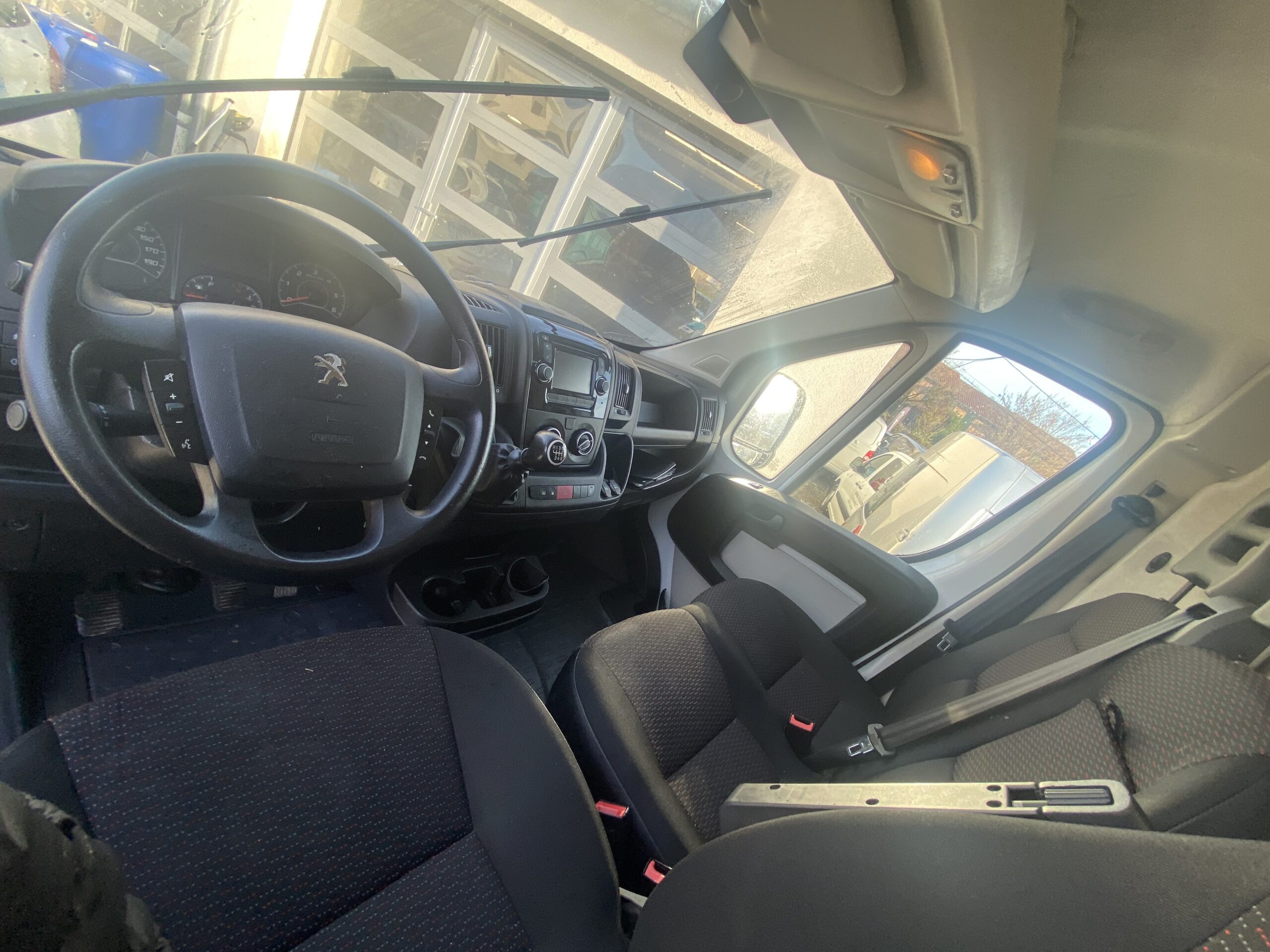 
								Peugeot Boxer FG full									