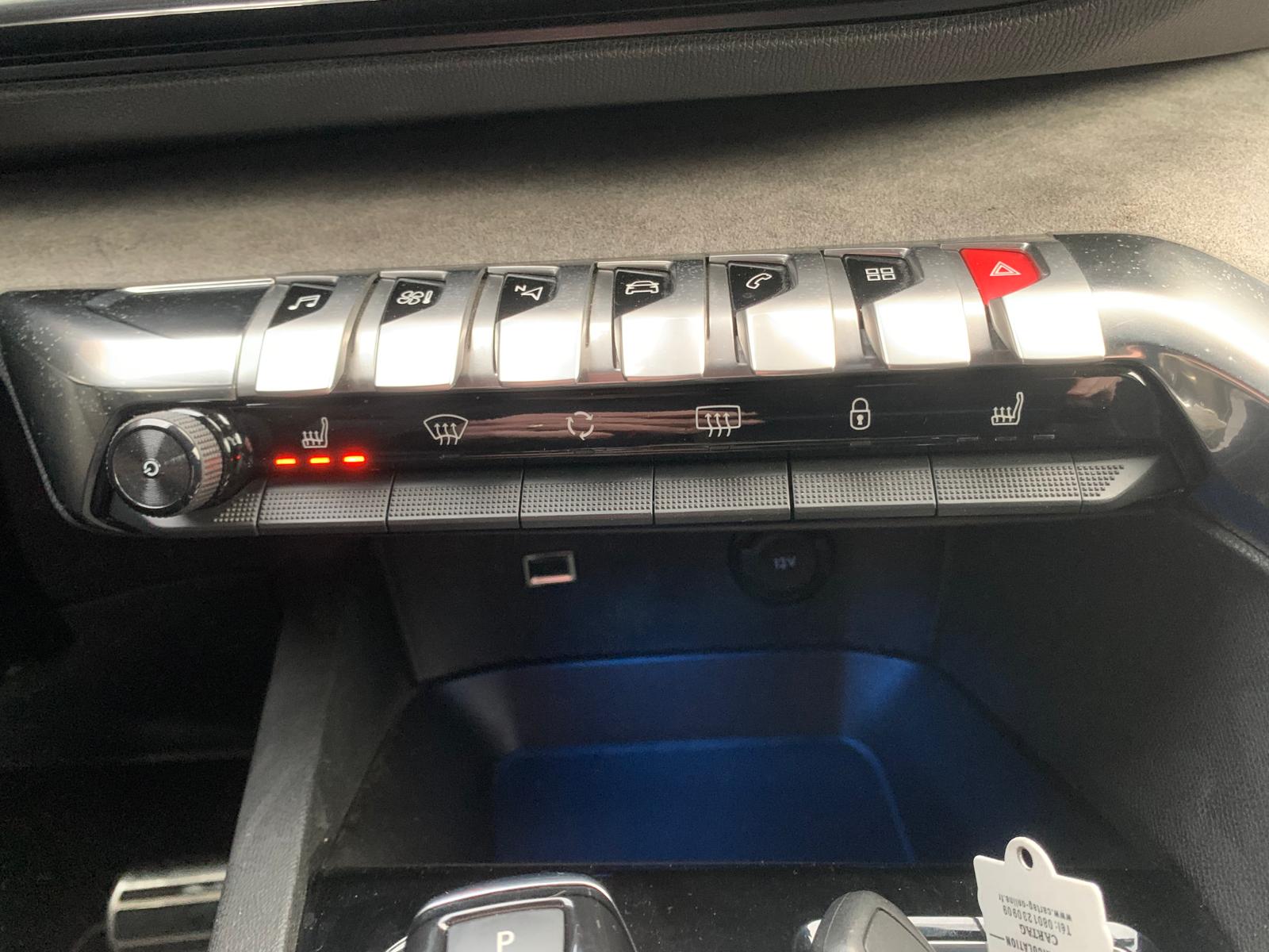 
								Peugeot 3008 1.2 Puretech 130 ch GT Pack full									