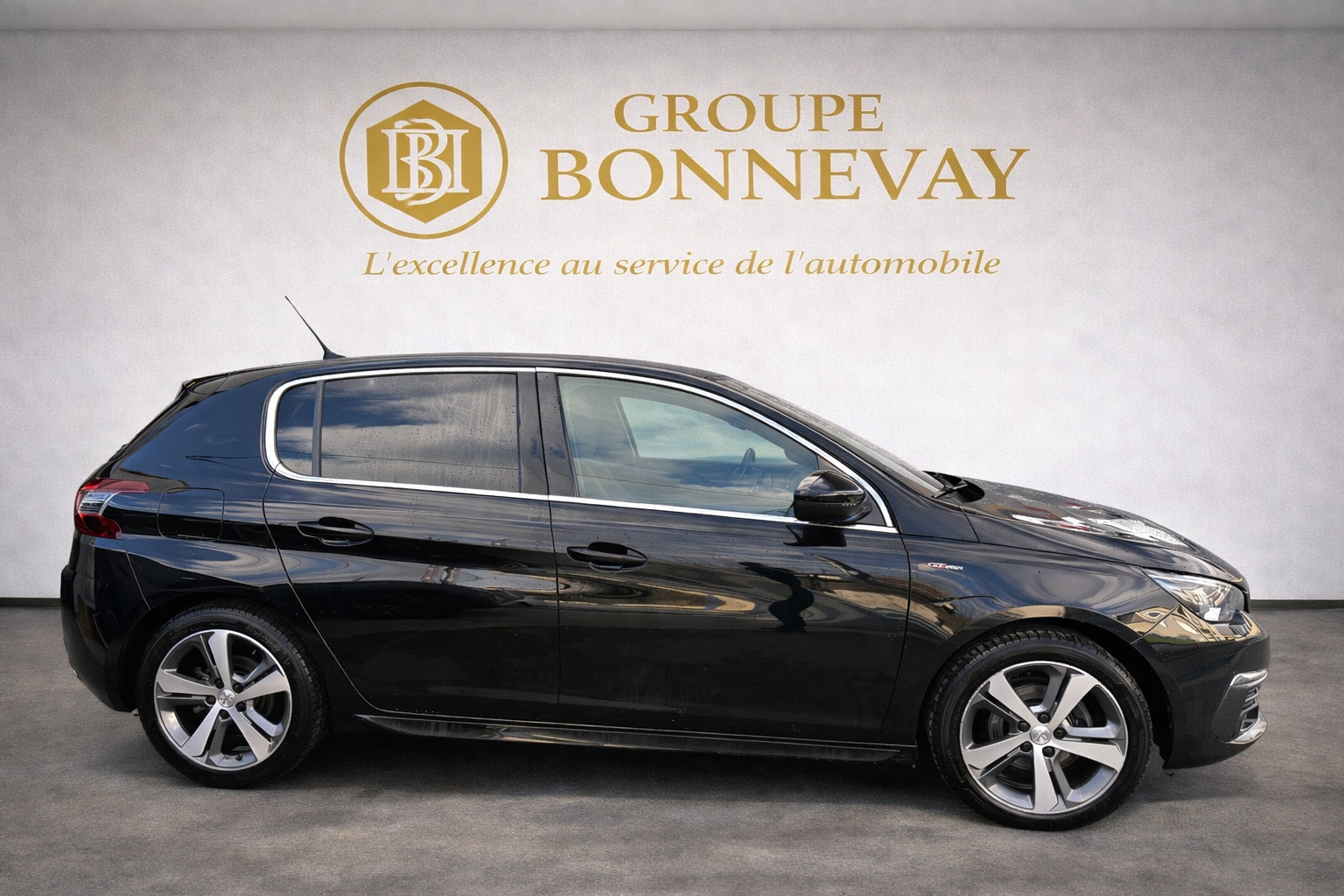 
								Peugeot 308 GT-LINE full									