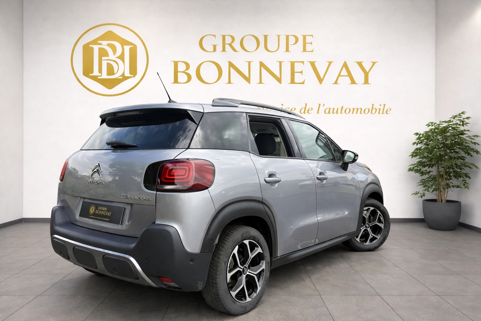 
								CITROEN C3 AIRCROSS BLUEHDI 110CH S&S SHINE full									