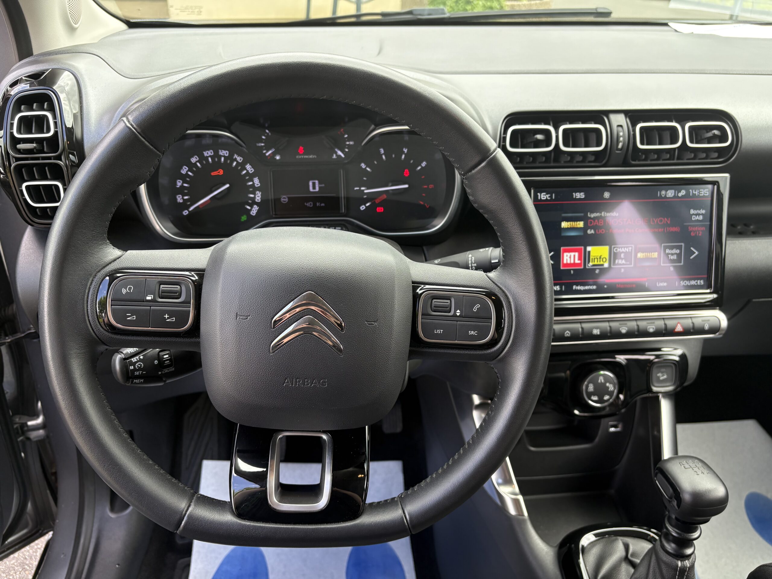 
								CITROEN C3 AIRCROSS BLUEHDI 110CH S&S SHINE full									