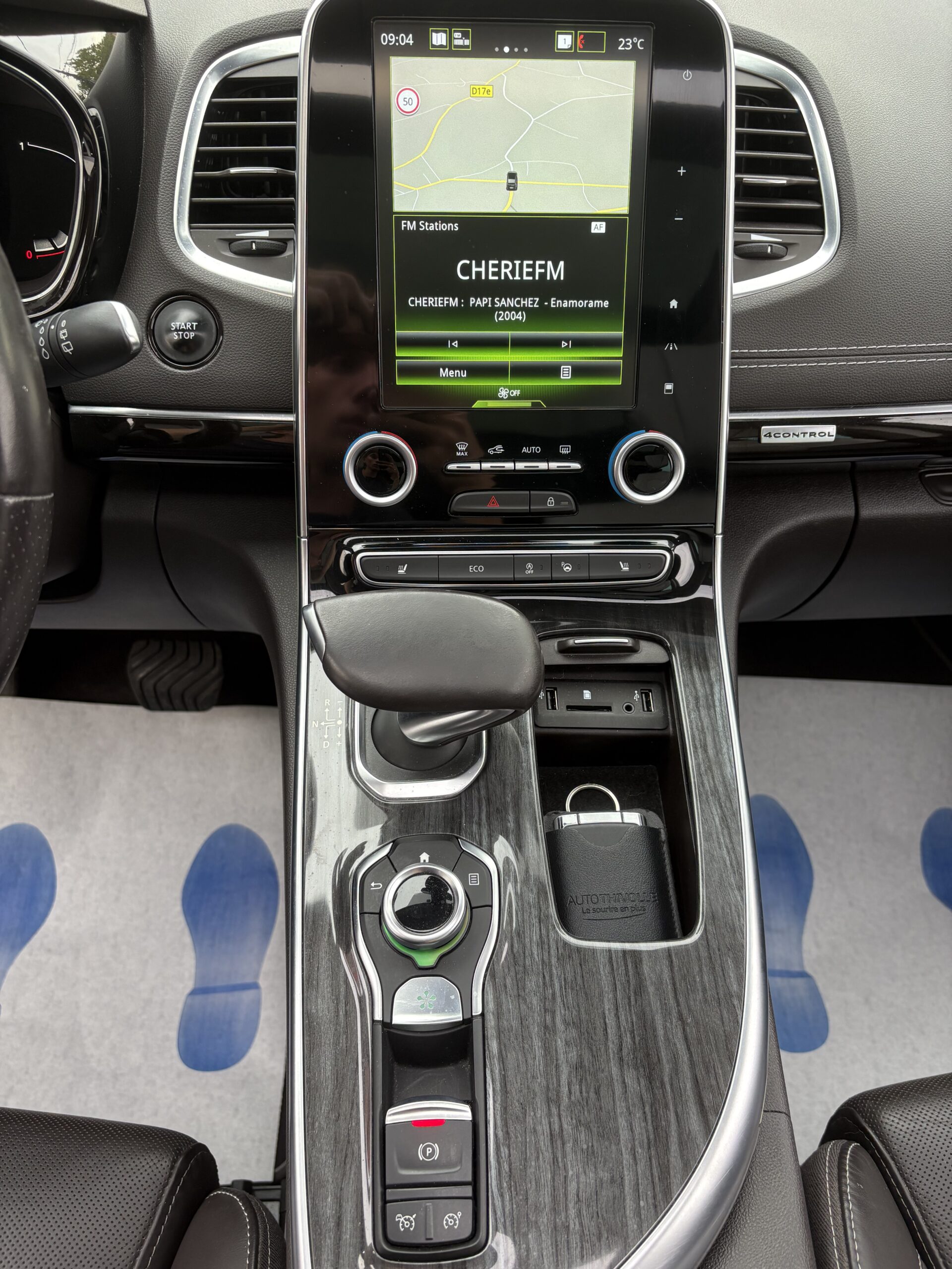
								Renault Espace V 1.6 DCI 160CH ENERGY INITIALE PARIS EDC full									